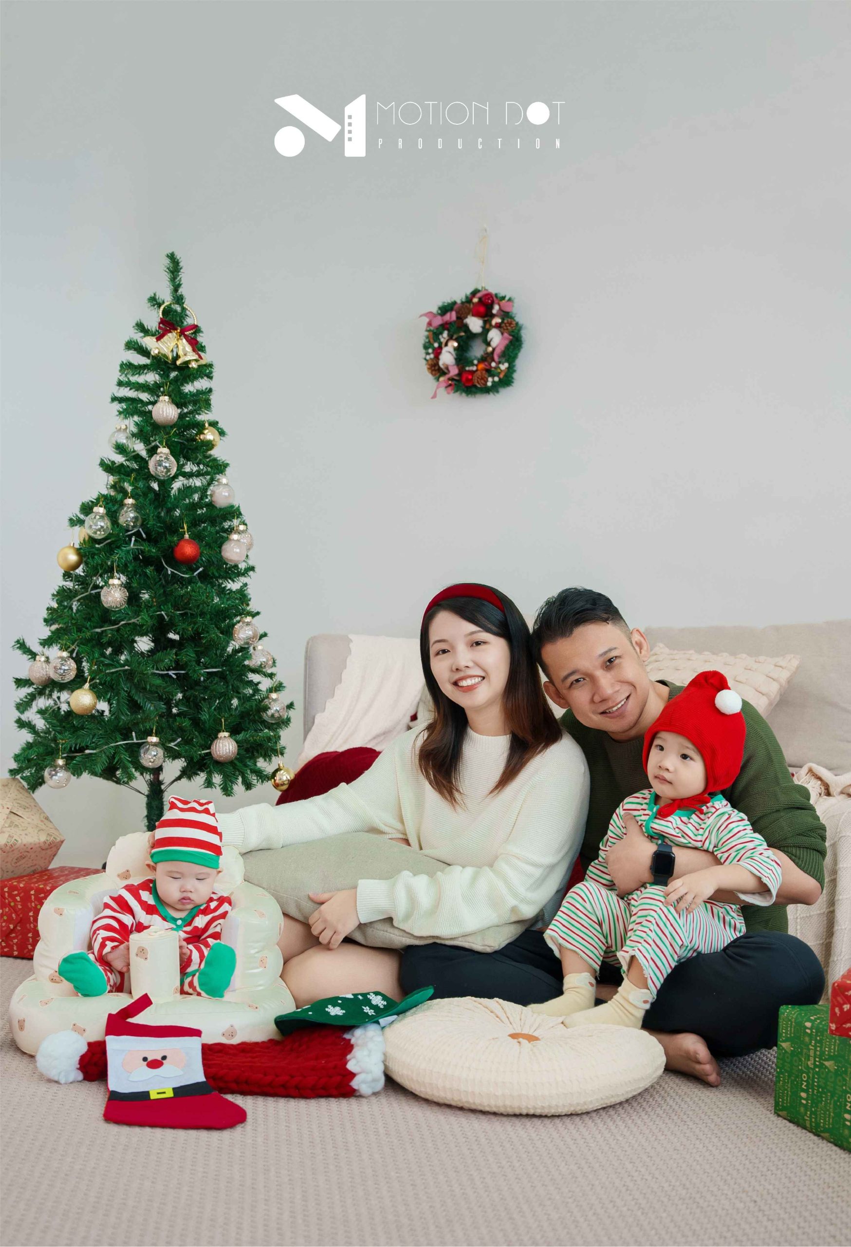 J&C Christmas (2)_6_11zon