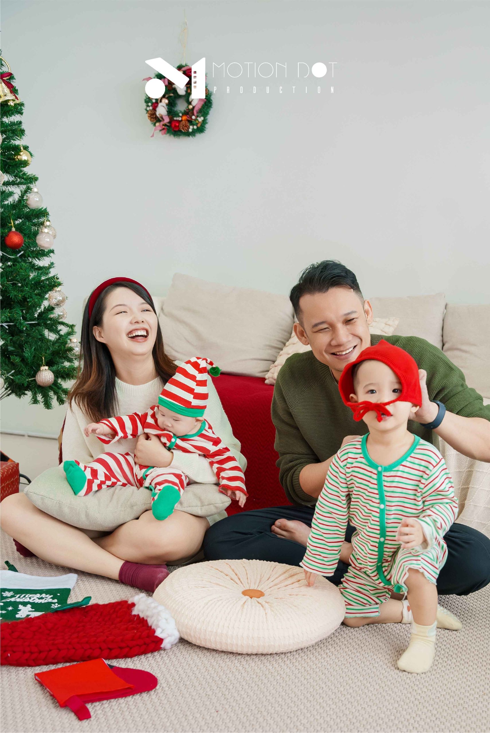 J&C Christmas (3)_7_11zon